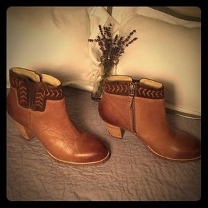 Women’s Brown Bootie